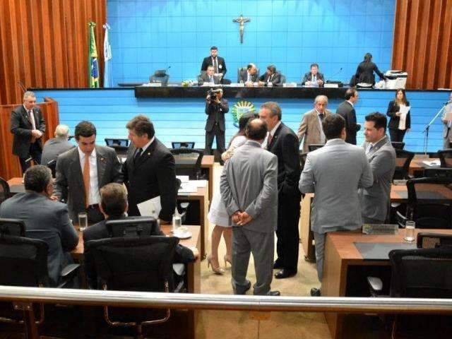 Deputados discutem regras sobre a pol&iacute;tica de habita&ccedil;&atilde;o em MS