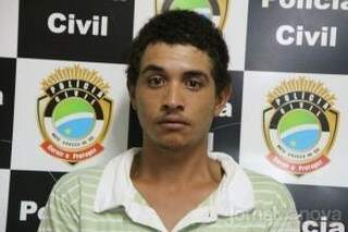 Rafael foi preso e confessou o crime (Foto: Jornal da Nova)