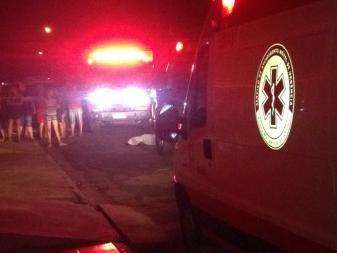 M&atilde;e e filha s&atilde;o mortas a facadas no bairro Moreninha II; autor fugiu