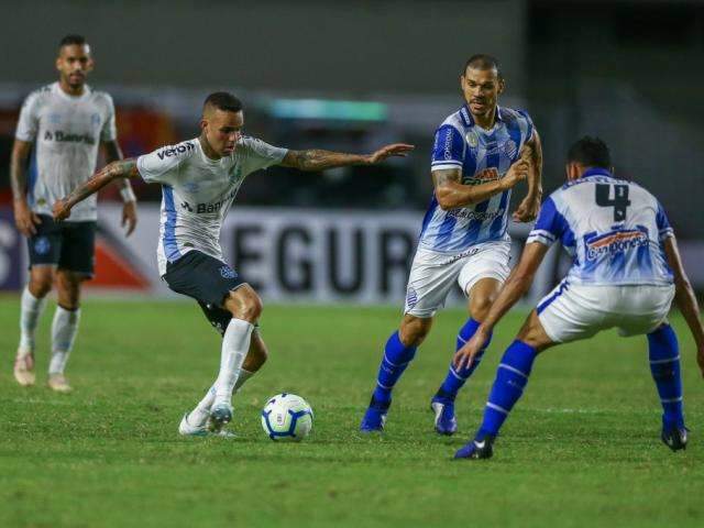 CSA e Gr&ecirc;mio n&atilde;o empolgam e empatam em 0 a 0 no Rei Pel&eacute; 