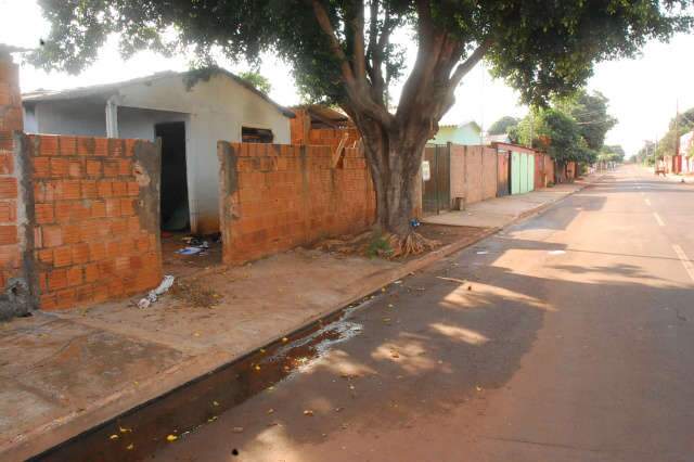  Casa &ldquo;abandonada&rdquo; pega fogo duas vezes em cinco dias
