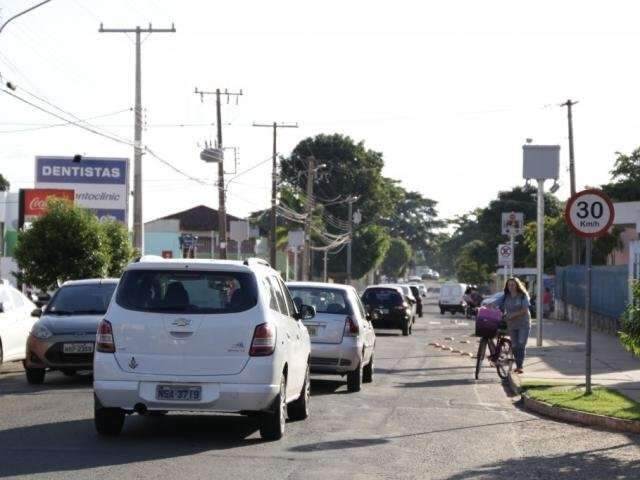 Com radares gerando multas, motoristas ficam atentos &agrave; fiscaliza&ccedil;&atilde;o