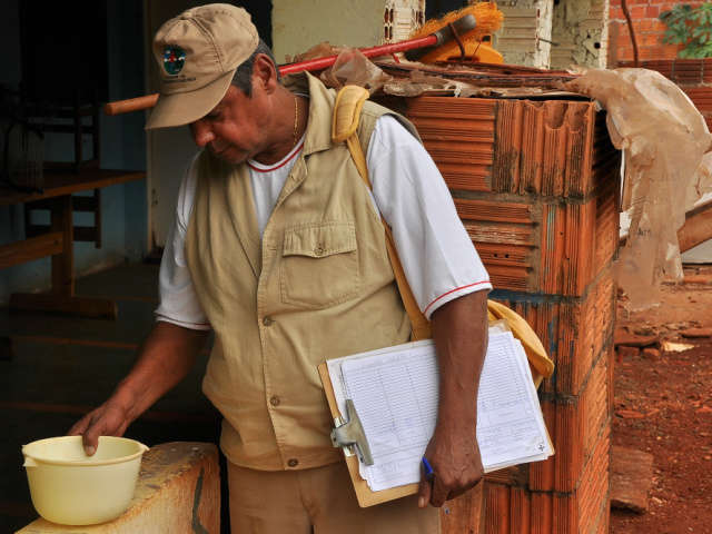  Mais de 12 mil im&oacute;veis passam por vistoria contra a dengue em Dourados