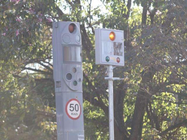Previsto para voltar em setembro, radar funcionar&aacute; sem multa por at&eacute; 15 dias