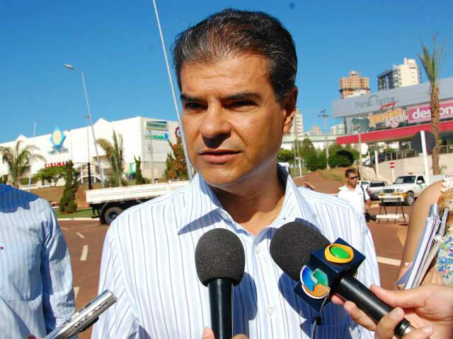  Suspens&atilde;o de licita&ccedil;&otilde;es no Dnit n&atilde;o atinge obras na Capital, afirma Trad