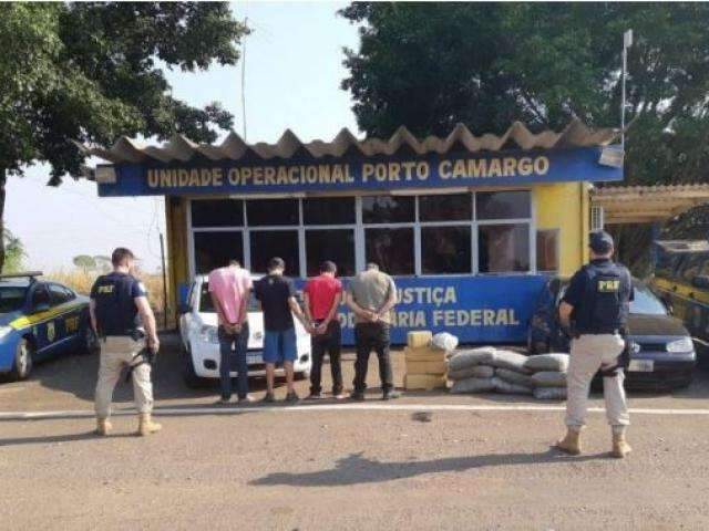 Grupo &eacute; preso com 104 quilos de droga que saiu de MS com destino ao Paran&aacute; 