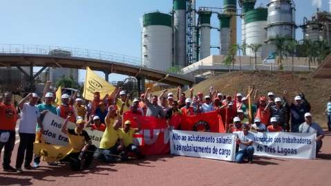 Sem acordo, sindicato ameaça deflagrar greve na indústria de celulose