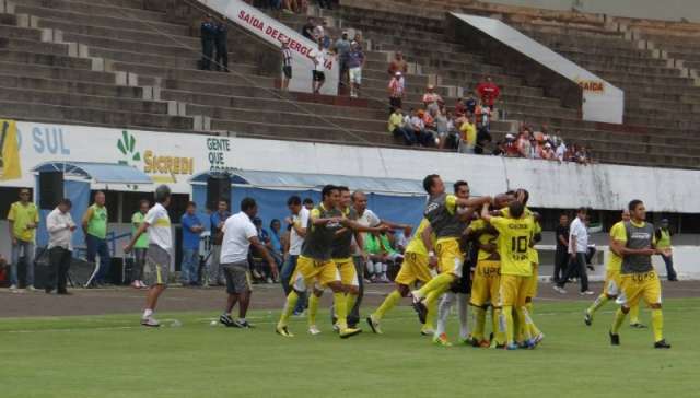 Cene vai para o tudo ou nada hoje &agrave; tarde diante do Novoper&aacute;rio