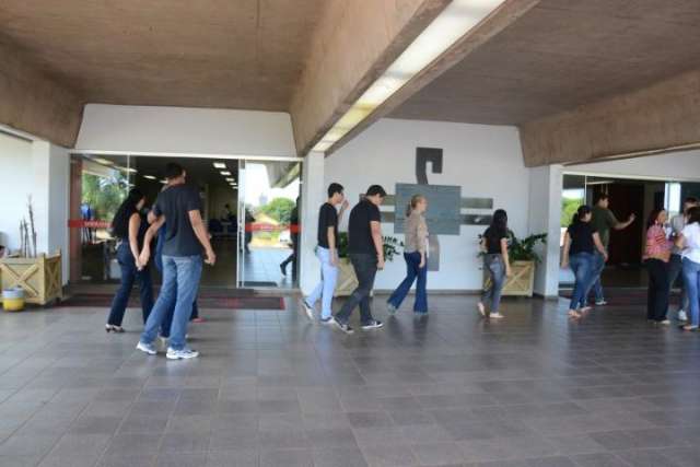 Vazamento em transformador interno deixou Santa Casa sem energia
