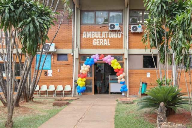 Em hospital, Luiz dá lição de bom humor até para os mais pessimistas