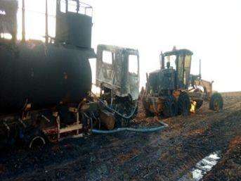 Inc&ecirc;ndio em canavial destr&oacute;i caminh&atilde;o pipa e patrola de Central Energ&eacute;tica