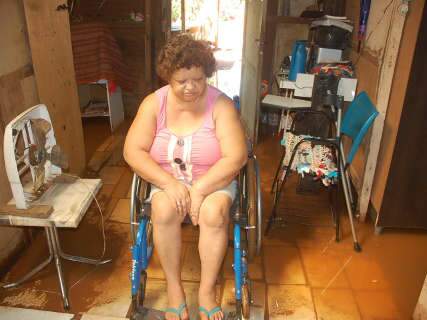  Chuva obriga remoção de duas famílias em Campo Grande