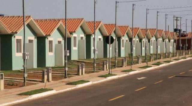 Moradores de casas do governo ter&atilde;o mais de um ano para regularizar d&iacute;vidas