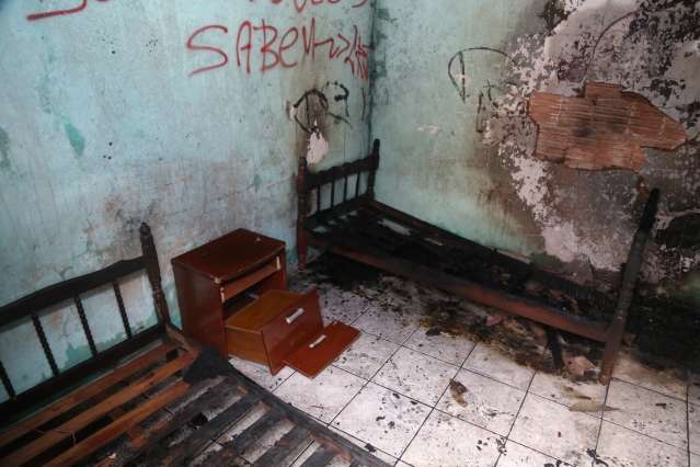Inc&ecirc;ndio com suspeita de ser criminoso atinge quitinete na Capital 