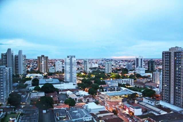 Dia amanhece frio, mas previs&atilde;o &eacute; de tempo firme e seco