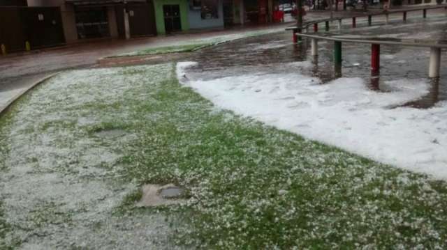 Após granizo e chuva forte temporais se espalham pelo sul do Estado