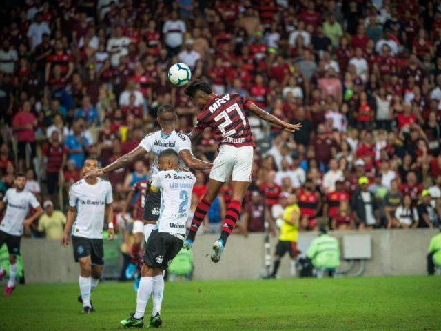 Jogando com reservas, Gr&ecirc;mio n&atilde;o se imp&otilde;e e perde por 3 a 1 para o Flamengo 