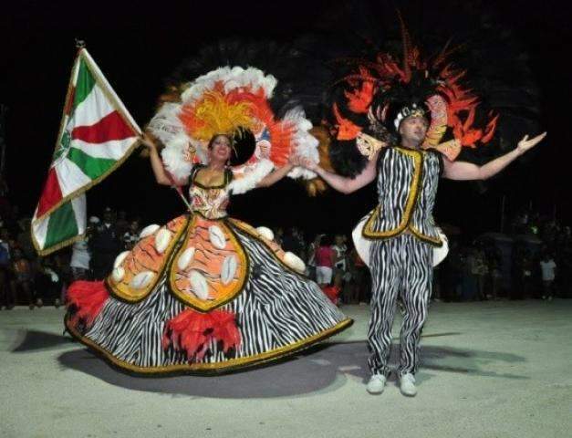 Esquenta de Carnaval traz bateria como novidade para o final de semana