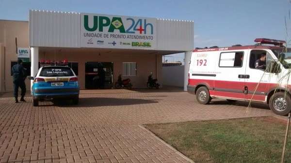 Mulher &eacute; esfaqueada depois de ajudar idosa de 77 anos mordida por pitbull