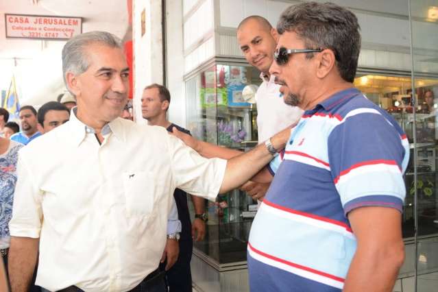 Azambuja quer construir hospital em Corumb&aacute; e maternidade em Lad&aacute;rio
