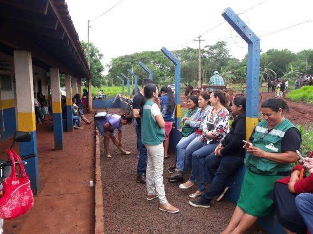 Pelo segundo dia, protesto deixa quatro mil sem atendimento de saúde