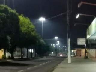 Avenida na região do Bairro Silvia Regina em Campo Grande. (Foto: Direto das Ruas) 