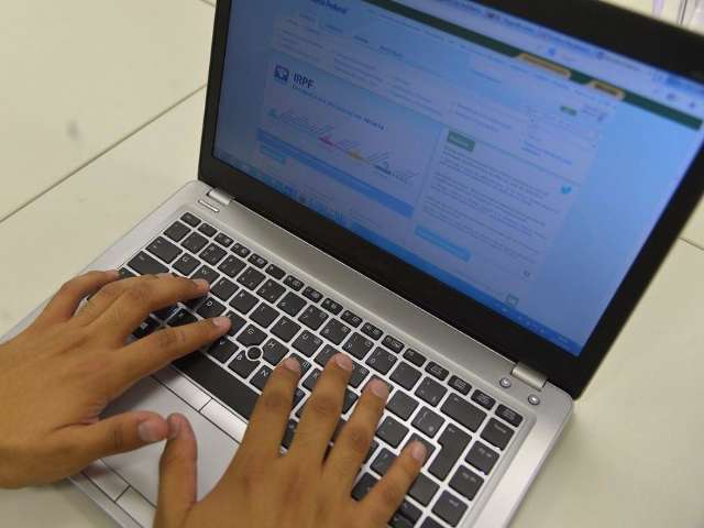 Programa de declara&ccedil;&atilde;o do Imposto de Renda estar&aacute; dispon&iacute;vel hoje