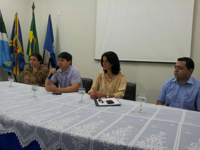 Paulo Duarte conclui forma&ccedil;&atilde;o de secretariado