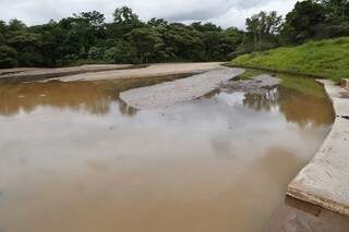 Governo diz que limpeza de lago no Parque das Nações custa R$ 800 mil (Foto: Gerson Walber)