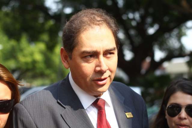 Bernal  recebe lideran&ccedil;as ind&iacute;genas nesta manh&atilde; e participa de entrevista