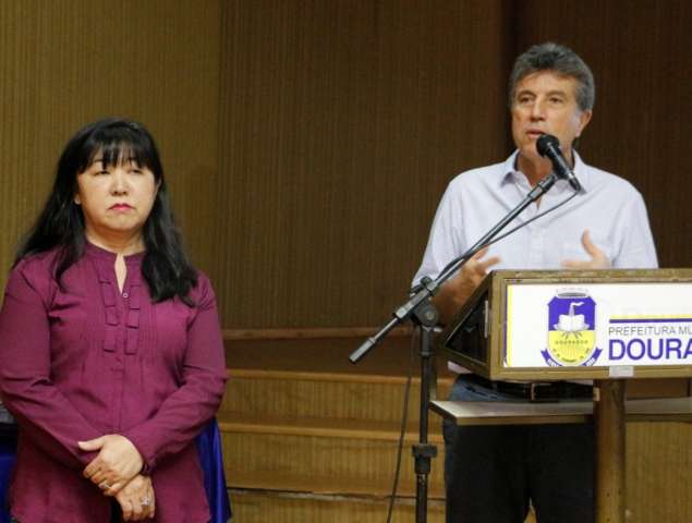 Rede municipal supera meta do Ideb em 2015, mas tem escola com nota 2,8