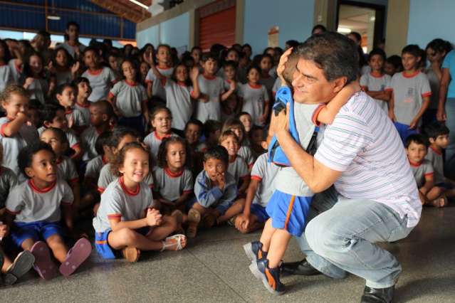 Nelsinho quer usar experi&ecirc;ncia de escolas de tempo integral no governo do MS