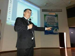 Presidente do Trata Brasil afirma que há muito para melhorar sobre saneamento no Brasil (Foto: Kleber Clajus)