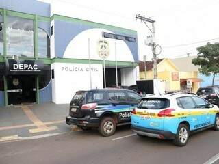 Polícia Civil só registra ocorrências nas Depacs na virada do ano Polícia Civil só registra ocorrências nas Depacs na virada do ano
