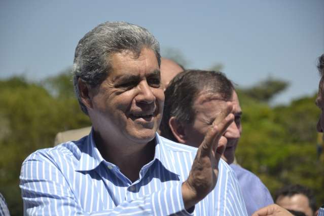 Governador Andr&eacute; Puccinelli diz que tem &ldquo;pena&rdquo; do prefeito Alcides Bernal