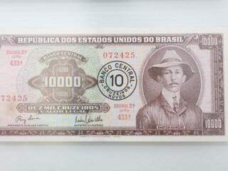 10 mil Cruzeiros com a imagem de Santos Dumont (Foto: Paulo Francis)