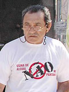 Francisco Anselmo morreu em 2005, após ter ateado fogo ao corpo, durante protesto contra instalação de usinas no Pantanal. (Foto: reprodução)