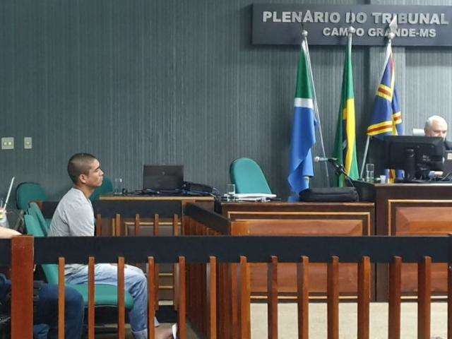 Acusado de esfaquear primo da mulher por ci&uacute;mes &eacute; condenado 