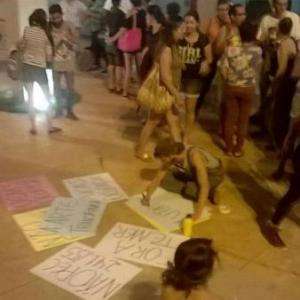 Contra a 'PEC dos Gastos', estudantes ocupam a UEMS em Campo Grande