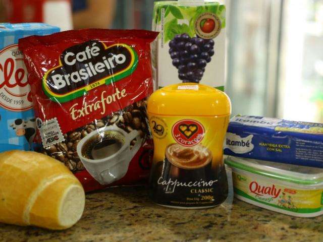 Pre&ccedil;os dos alimentos caem, mas caf&eacute; da manh&atilde; fica mais caro na Capital