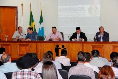 Assomasul prepara carta à Dilma para reclamar de piso dos professores