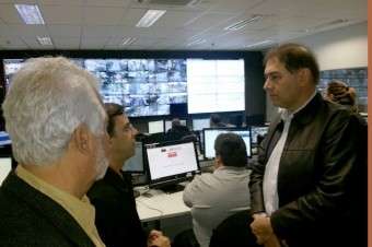Bernal conversou com empres&aacute;rios e analisou sistema de tr&acirc;nsito em Curitiba