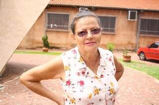 Joana Alves quer saúde para família e não se cansa de agradecer pela aposentadoria conquistada (Foto: Marcos Ermínio)
