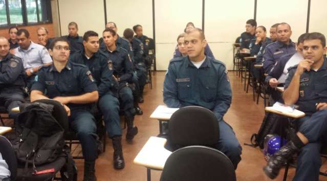 Curso vai capacitar 40 homens para policiamento comunit&aacute;rio
