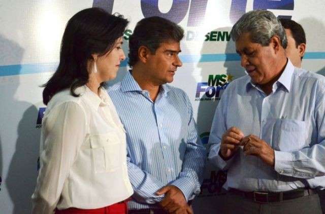 Nelsinho e Simone v&atilde;o compor a chapa majorit&aacute;ria do PMDB em 2014