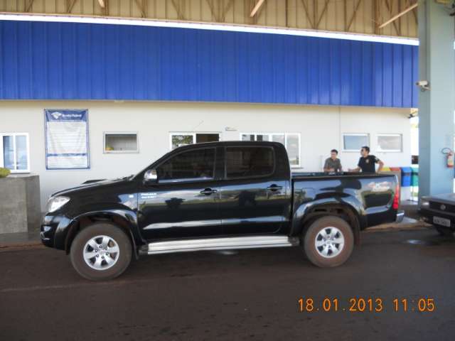 Fazendeiro recupera carro levado em assalto para o Paraguai