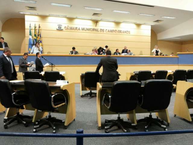 C&acirc;mara retorna do Carnaval com briga por presid&ecirc;ncia de comiss&atilde;o