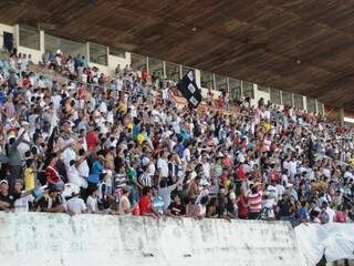 Estádio Morenão recebeu mais de 6 mil torcedores neste domingo pelo Estadual (Foto: MS Esporte Clube)