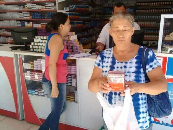 Reajuste em rem&eacute;dios j&aacute; est&aacute; valendo, mas pesquisar garante pre&ccedil;o antigo