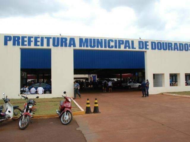 Ap&oacute;s festa de fim de ano, prefeitura segue fechada e s&oacute; reabre dia 8
